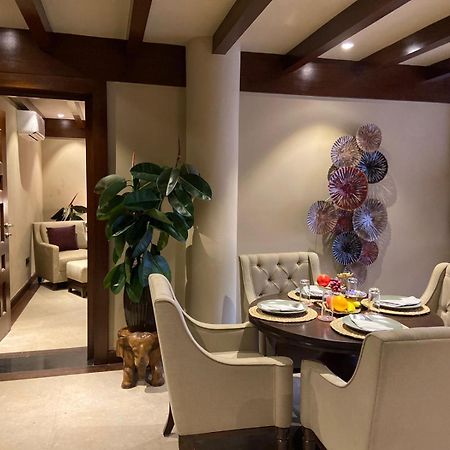 Miraaya Wellness And Golf Resort Chitwan Esterno foto