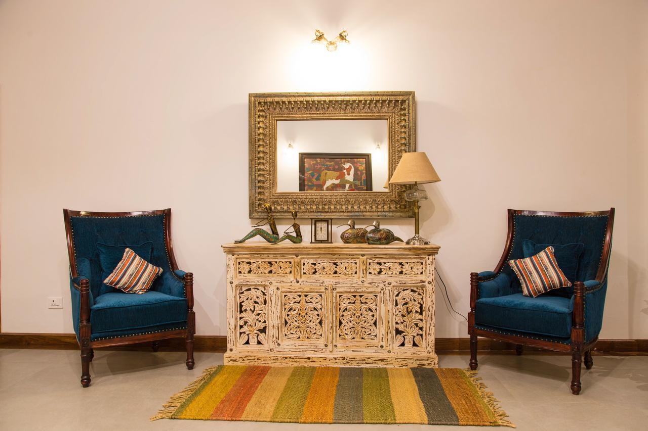 Miraaya Wellness And Golf Resort Chitwan Esterno foto